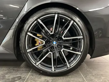 BMW M5 Touring Carbon Keramik Pan
