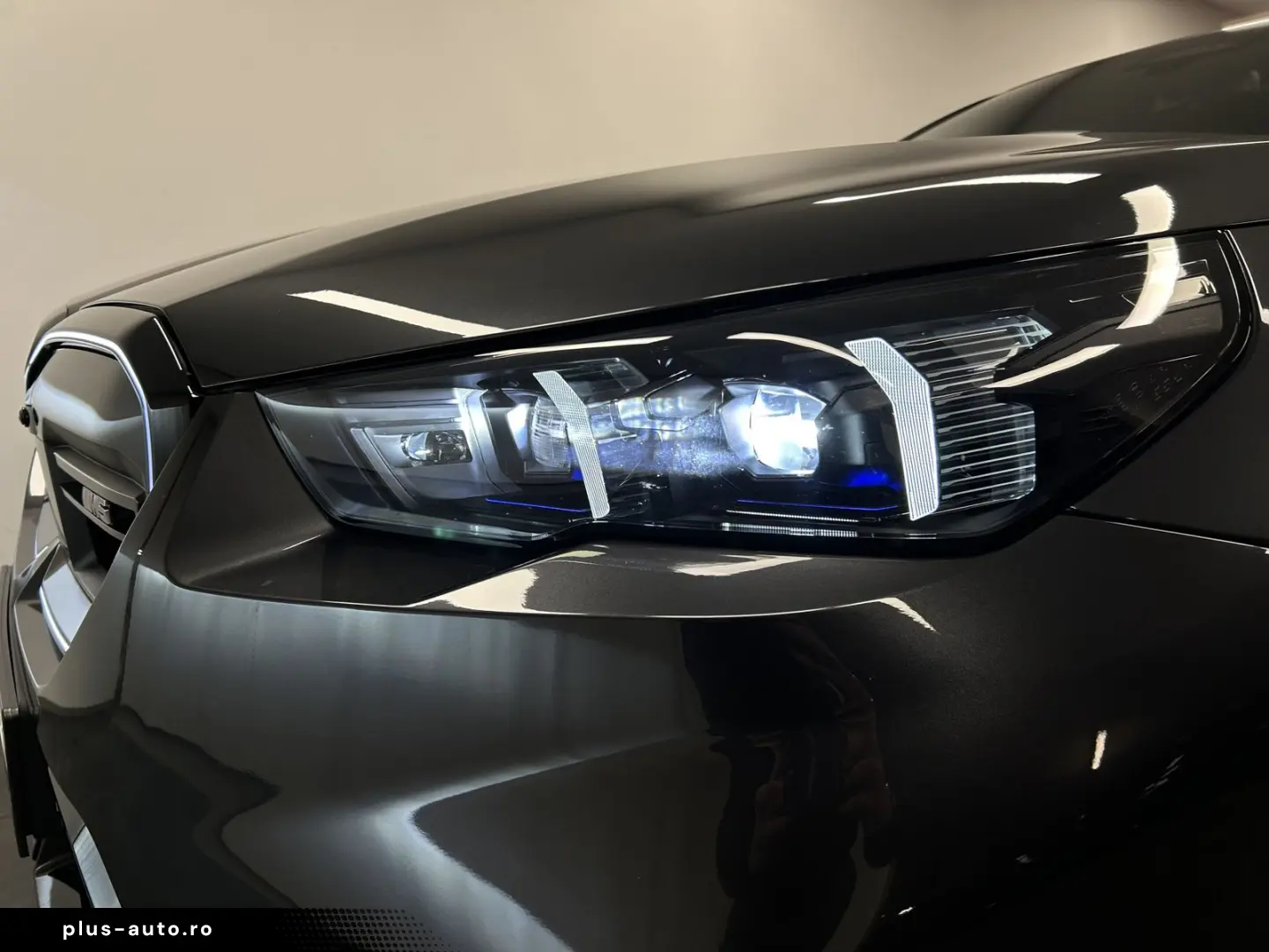 BMW M5 Touring Carbon Keramik Pan