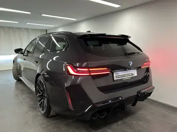 BMW M5 Touring Carbon Keramik Pan