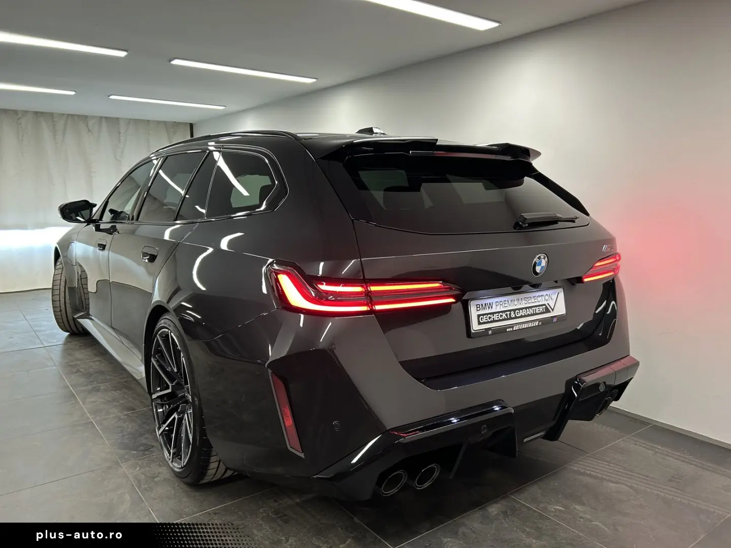 BMW M5 Touring Carbon Keramik Pan