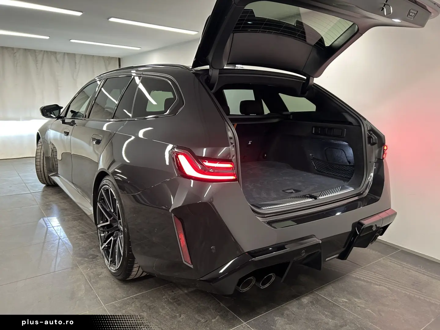 BMW M5 Touring Carbon Keramik Pan