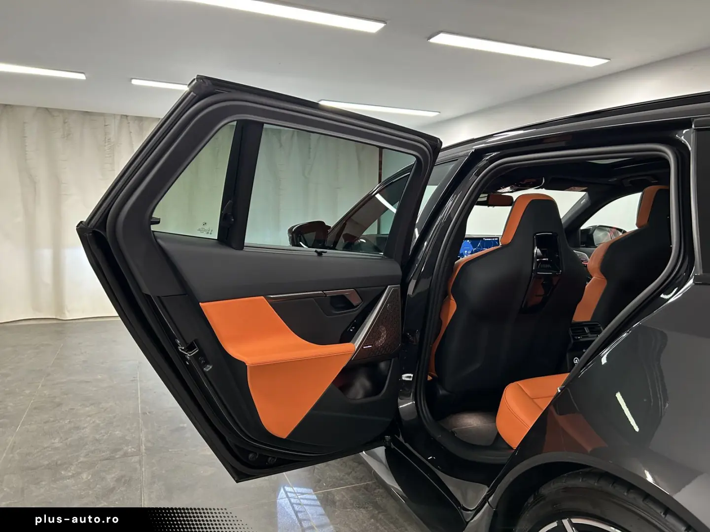 BMW M5 Touring Carbon Keramik Pan