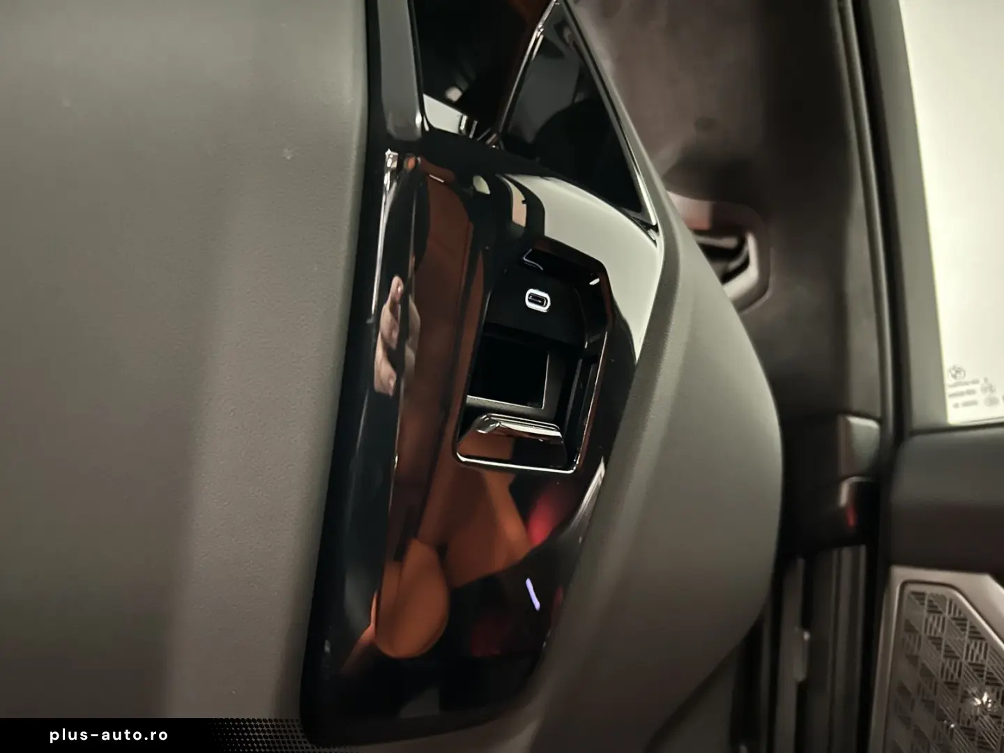 BMW M5 Touring Carbon Keramik Pan