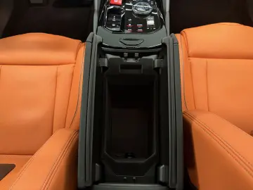 BMW M5 Touring Carbon Keramik Pan