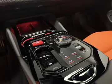 BMW M5 Touring Carbon Keramik Pan