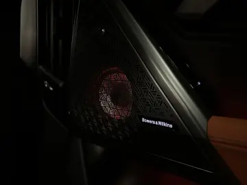 BMW M5 Touring Carbon Keramik Pan