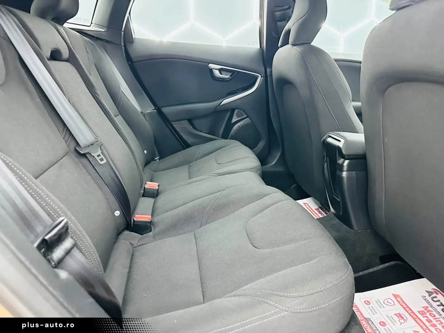 VOLVO V40 2013 1.6D E5 Garantie 12 Luni Rate Avans 0 Doar Cu