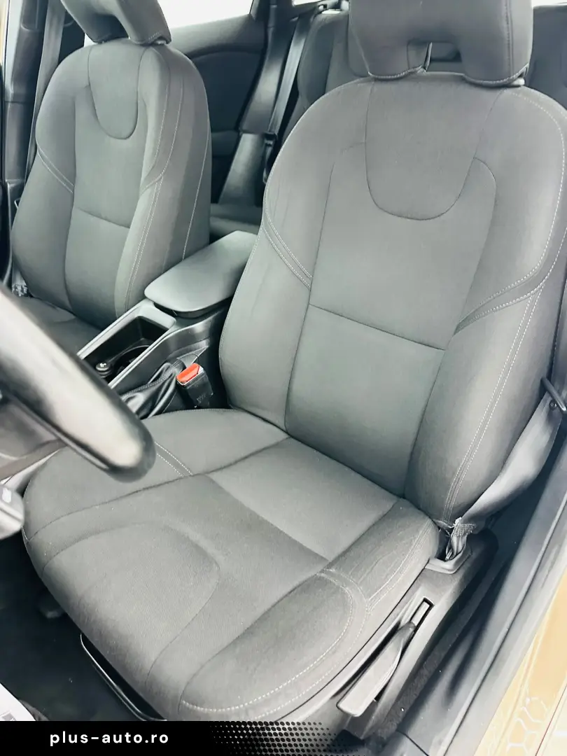 VOLVO V40 2013 1.6D E5 Garantie 12 Luni Rate Avans 0 Doar Cu