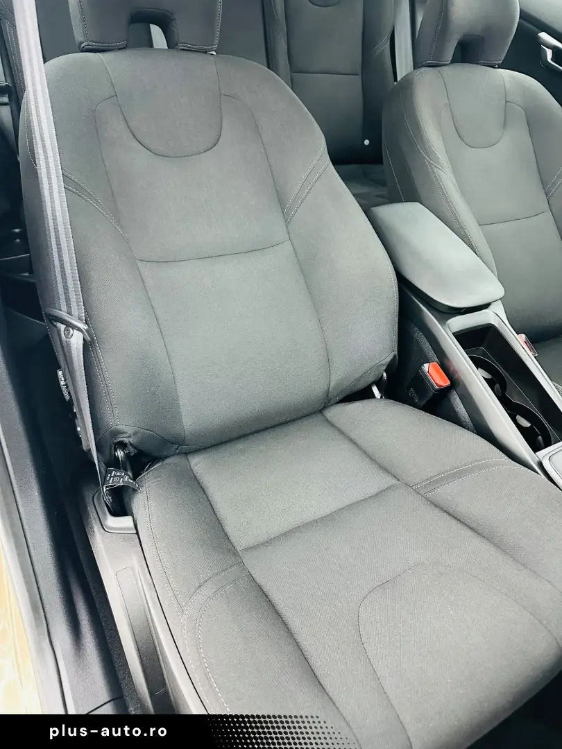 VOLVO V40 2013 1.6D E5 Garantie 12 Luni Rate Avans 0 Doar Cu