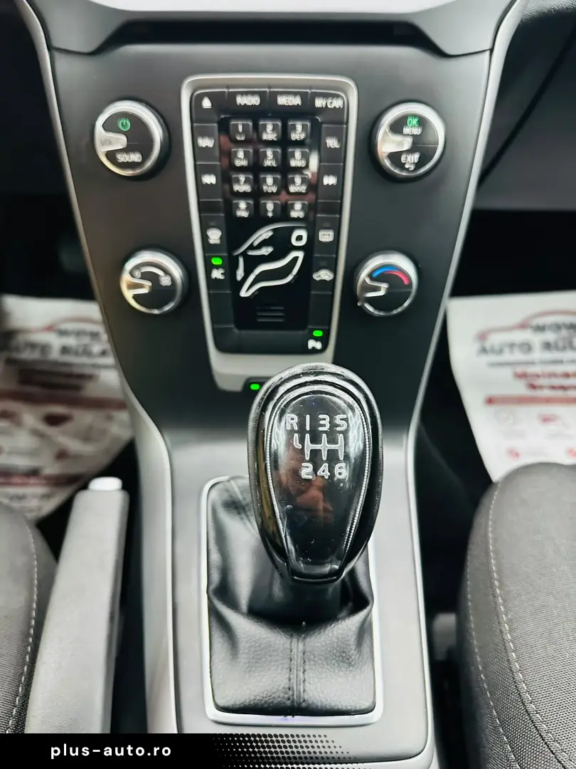 VOLVO V40 2013 1.6D E5 Garantie 12 Luni Rate Avans 0 Doar Cu