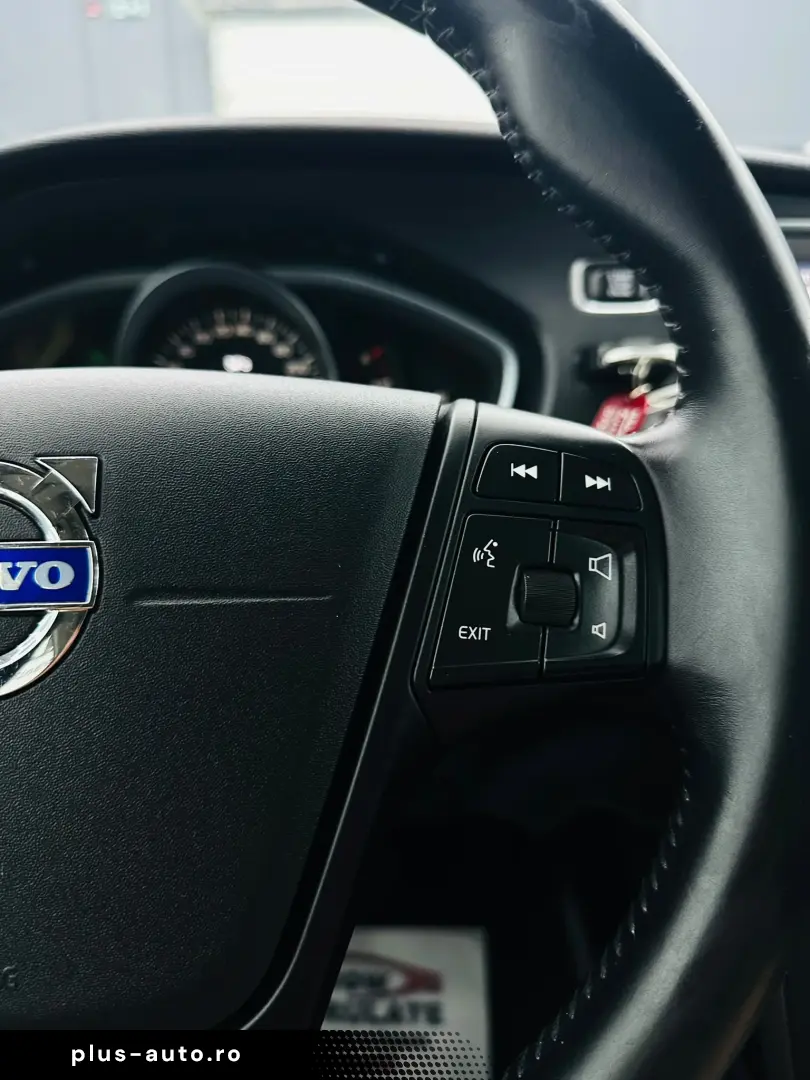 VOLVO V40 2013 1.6D E5 Garantie 12 Luni Rate Avans 0 Doar Cu