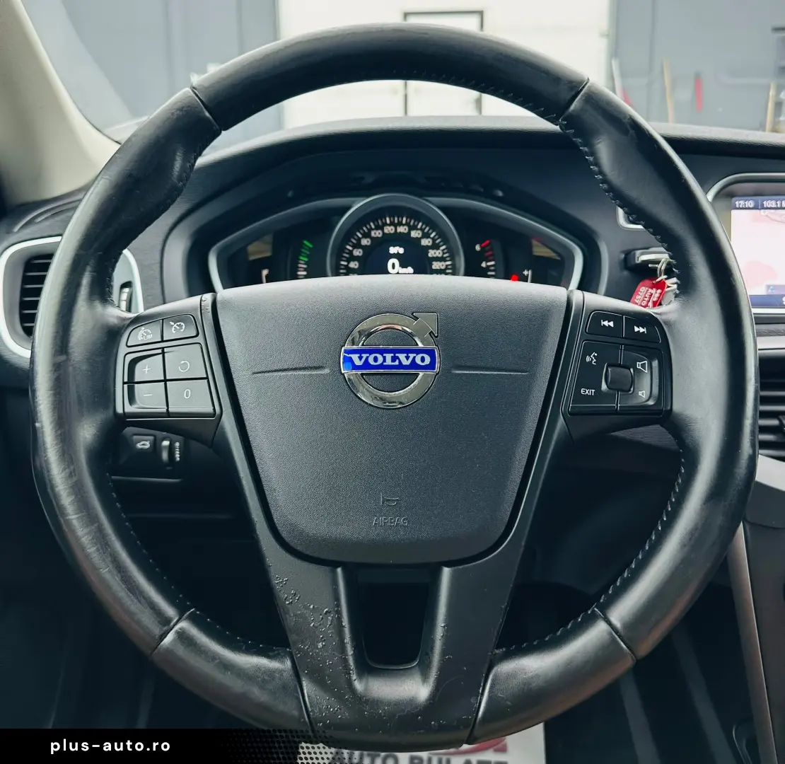 VOLVO V40 2013 1.6D E5 Garantie 12 Luni Rate Avans 0 Doar Cu