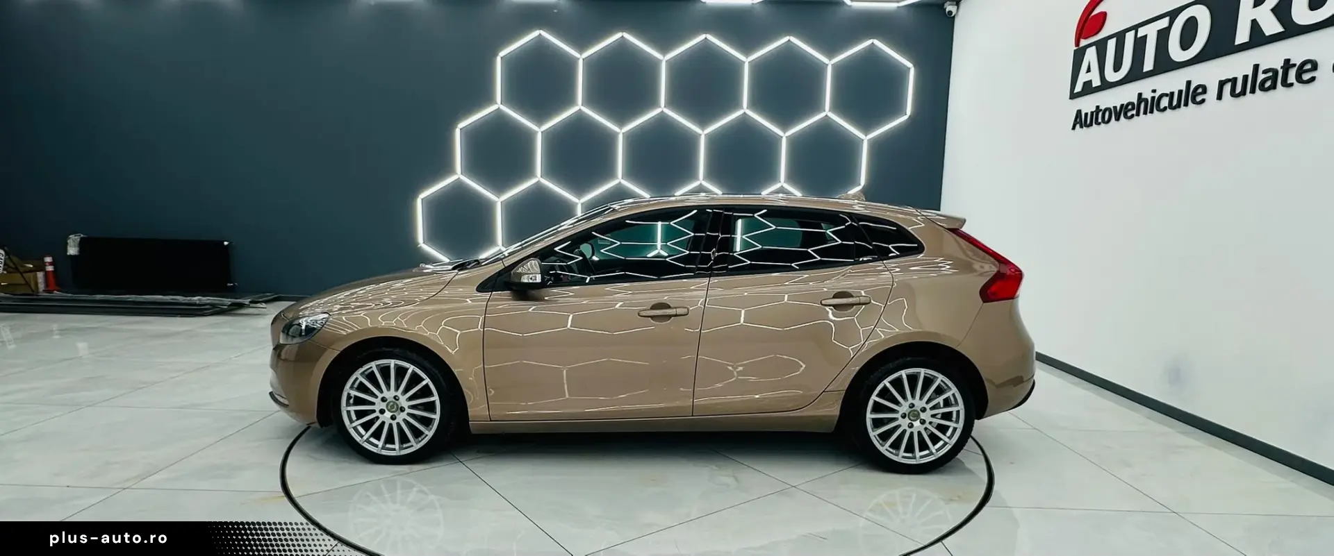 VOLVO V40 2013 1.6D E5 Garantie 12 Luni Rate Avans 0 Doar Cu