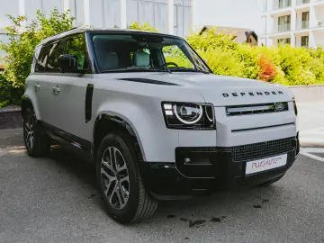 Land Rover Defender 110