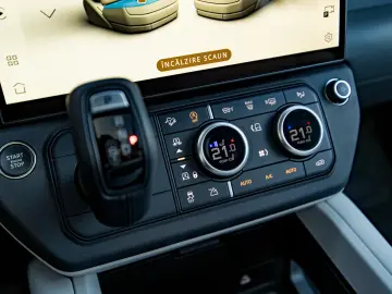 Land Rover Defender 110