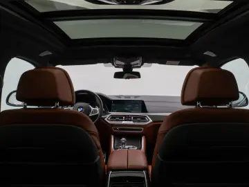 BMW X6 M50i Panorama Laser 360 HUD DAB B&W AHK 22