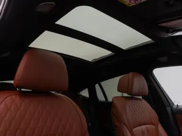 BMW X6 M50i Panorama Laser 360 HUD DAB B&W AHK 22