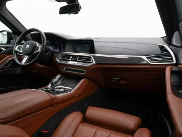 BMW X6 M50i Panorama Laser 360 HUD DAB B&W AHK 22