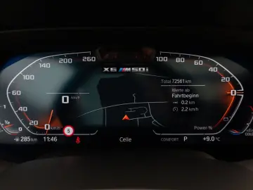 BMW X6 M50i Panorama Laser 360 HUD DAB B&W AHK 22