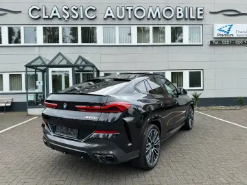 BMW X6 M60i xDrive  M Sitze Integral Pan NP 150.000€
