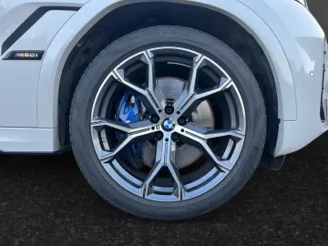 BMW X6 M60i xDrive AHK Pano Autobahnass. Head-Up