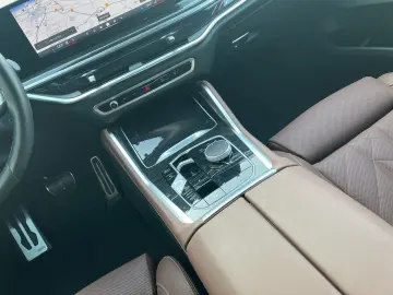 BMW X6 M60i xDrive AHK Pano Autobahnass. Head-Up