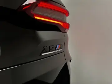 BMW X5 M Competition M Driver´s P. Pano. B&W Laser A