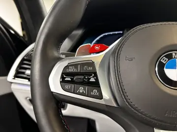 BMW X5 M Competition M Driver´s P. Pano. B&W Laser A