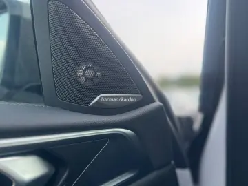 BMW M440d xDrive Coupe   CARBON   LASER   H&K   HUD