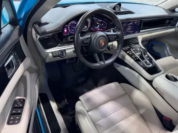 PORSCHE Panamera 4 E-Hybrid Platinum Edition  Miamiblau