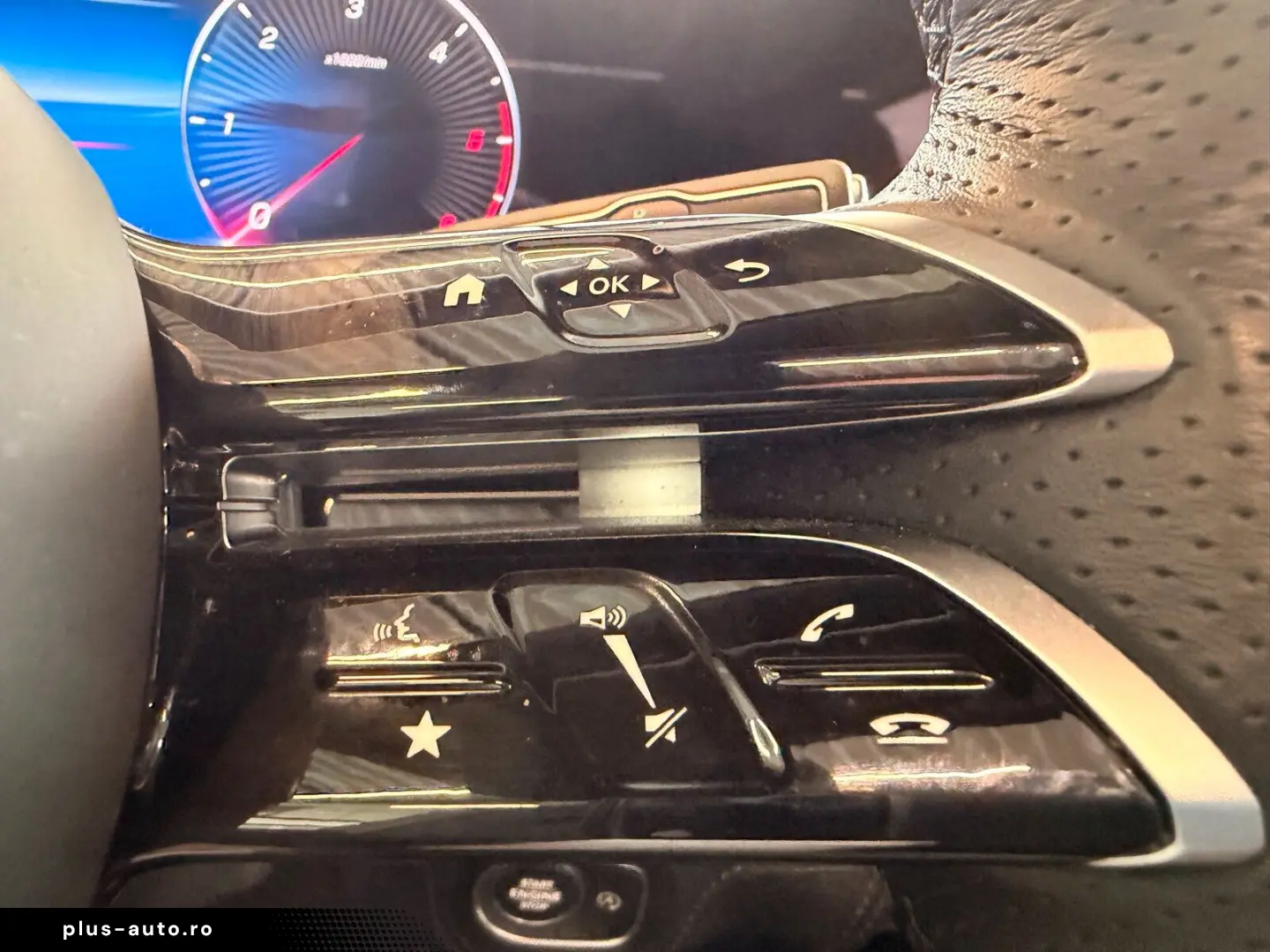 MERCEDES-BENZ GLE 2025 — imagine 15