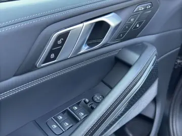 BMW X6 M50i Black Vermilion FrozenBlack Laser B&W