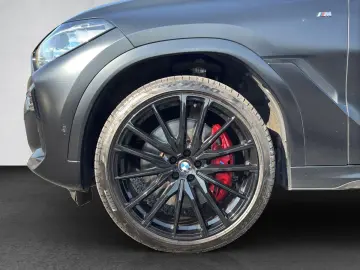 BMW X6 M50i Black Vermilion FrozenBlack Laser B&W
