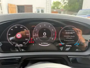 PORSCHE Cayenne Coupe Matrix 21  Panorama SportSitze 360