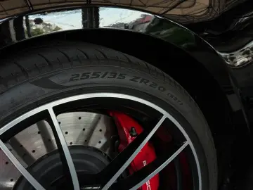 PORSCHE 992 Turbo