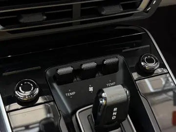 PORSCHE 992 Turbo