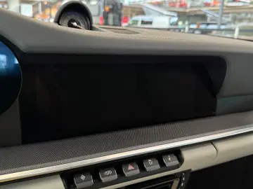 PORSCHE 992 Turbo