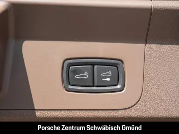 PORSCHE Panamera GTS Burmester InnoDrive LED-Matrix