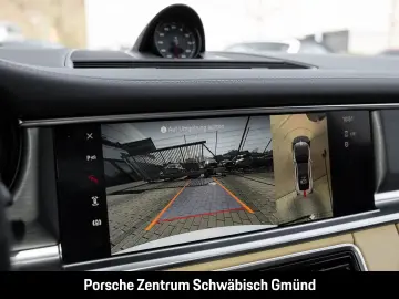 PORSCHE Panamera GTS Burmester InnoDrive LED-Matrix