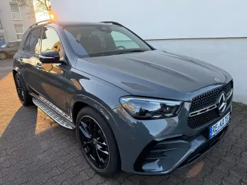 MERCEDES-BENZ GLE 450 d 4Matic AMG Pano Widescreen  360  AHK
