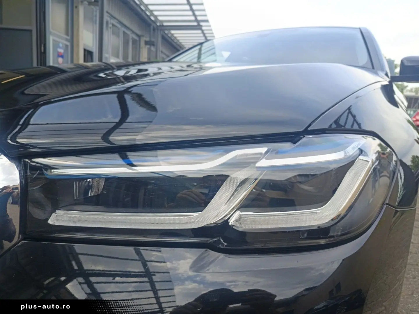 BMW 5 Series 2023 — imagine 18