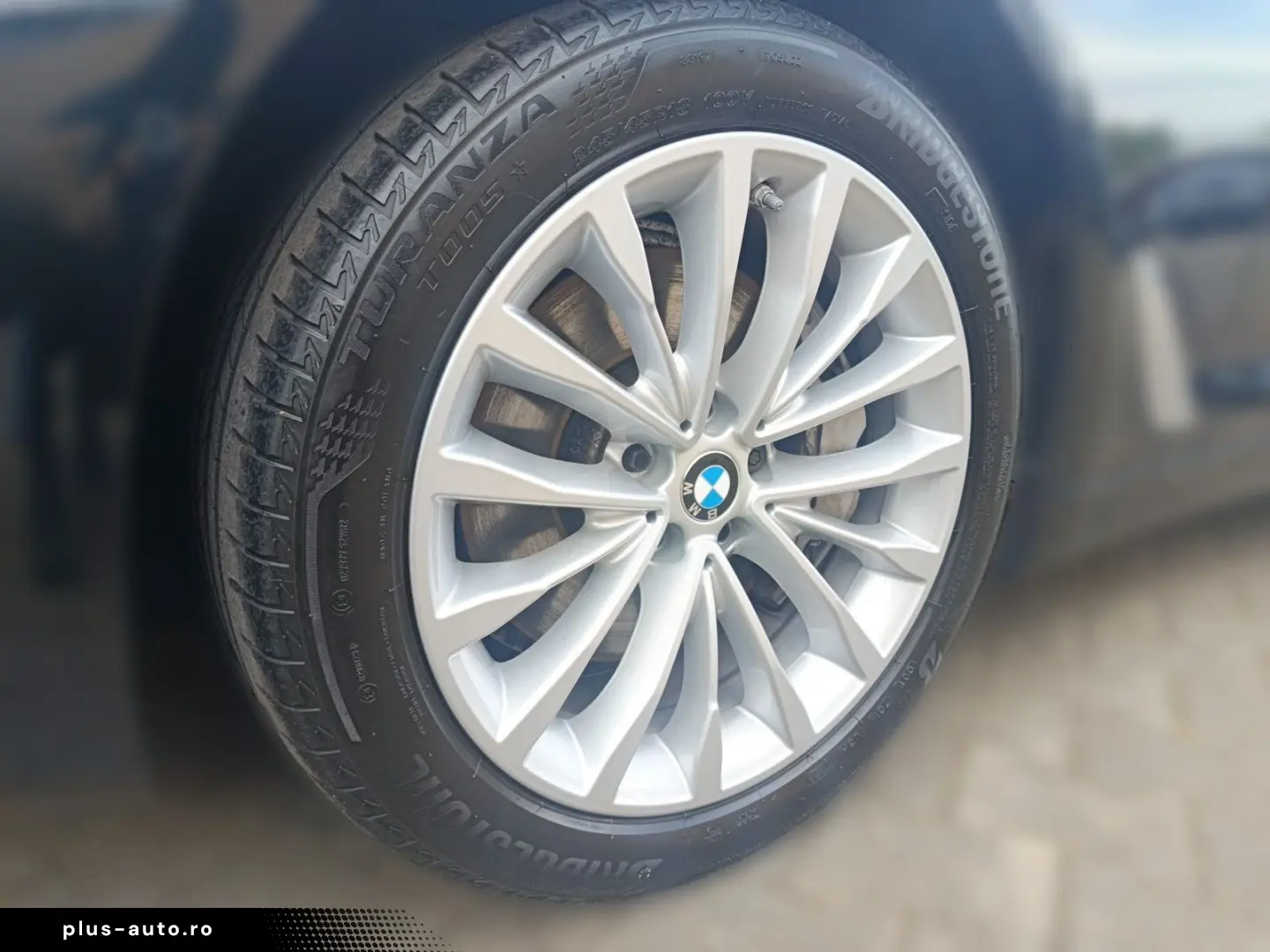BMW 5 Series 2023 — imagine 21