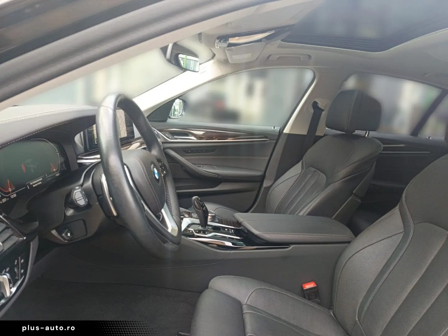 BMW 5 Series 2023 — imagine 7