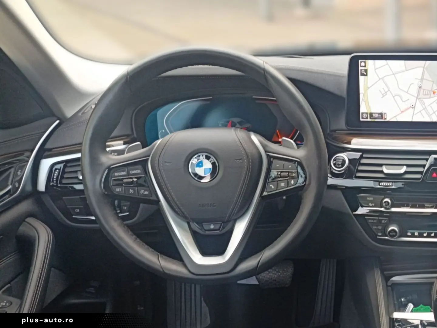 BMW 5 Series 2023 — imagine 9