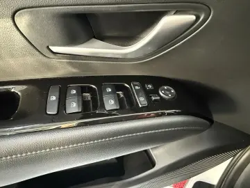 HYUNDAI Tucson 1 6 T-GDI 4WD DCT Kamera Navi AHK I.Hand