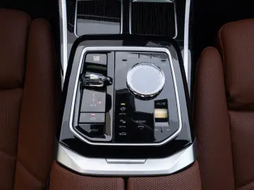 BMW 740d M Sport.MASSAGE.SKY.B&W.SOFTC.INDIVID.5 100
