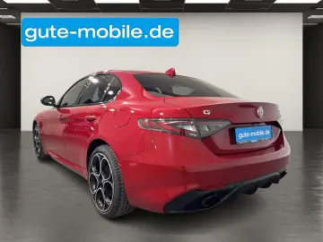 ALFA ROMEO Giulia 2.0 Competizione Q4   MATRIX   19  LM