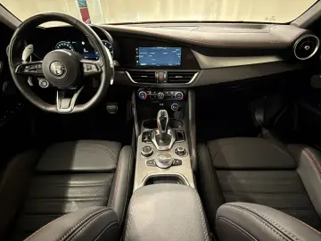 ALFA ROMEO Giulia 2.0 Competizione Q4   MATRIX   19    LAS