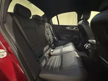 ALFA ROMEO Giulia 2.0 Competizione Q4   MATRIX   19  LM