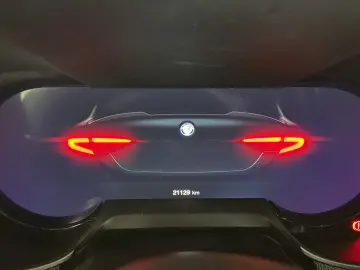 ALFA ROMEO Giulia 2.0 Competizione Q4   MATRIX   19  LM
